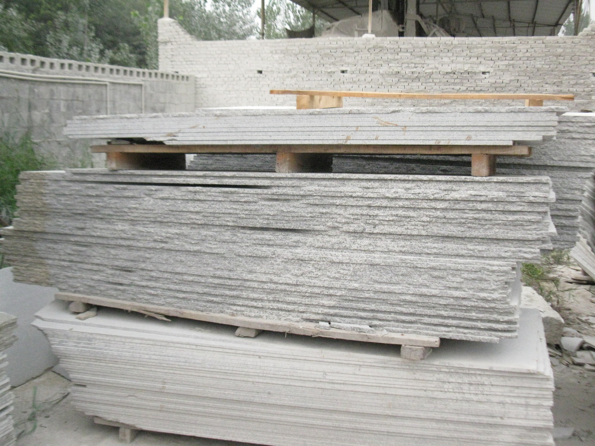 2015年1-6月我国天然花岗石江南·体育app下载建筑板材产量统计